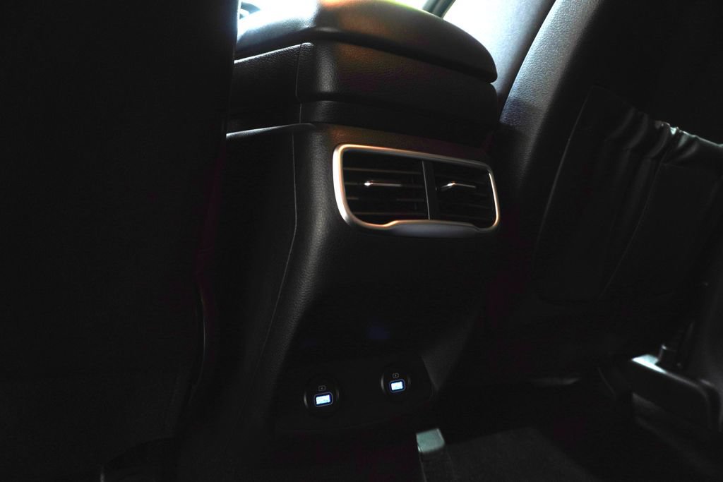 Used 2023 Hyundai Santa Fe SEL AWD/4WD image 15