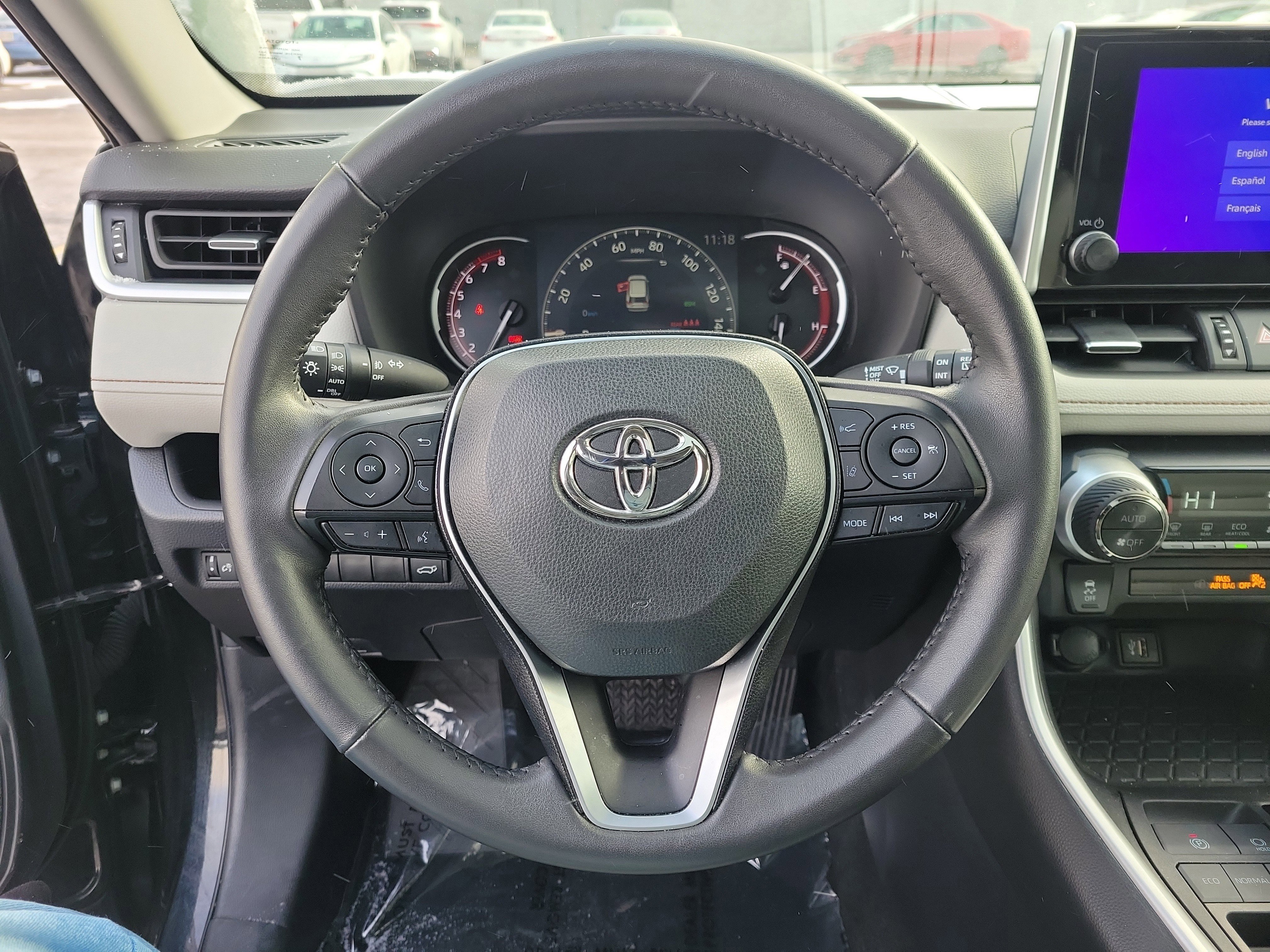Used 2023 Toyota RAV4 XLE Premium image 21