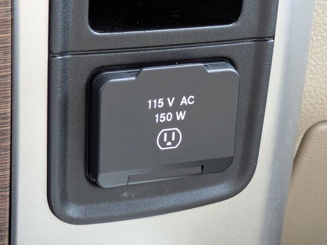 Certified 2018 RAM 2500 Laramie w/ Convenience Group image 25