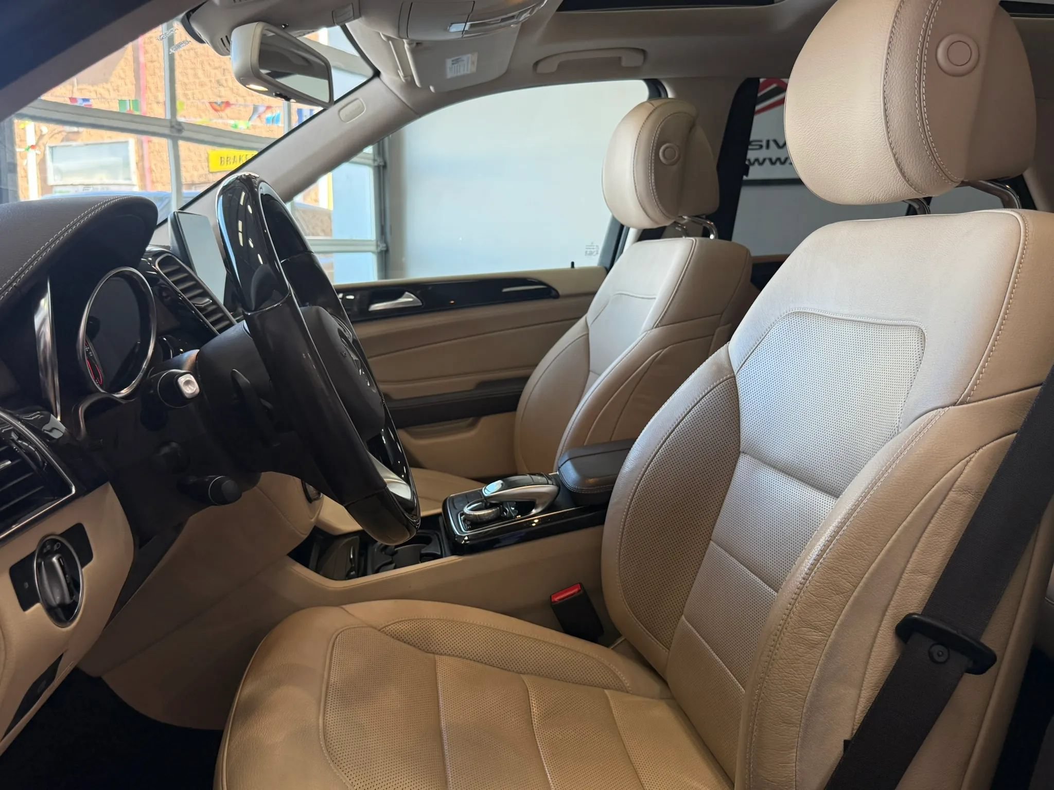 Used 2018 Mercedes-Benz GLE 43 AMG 4MATIC image 8