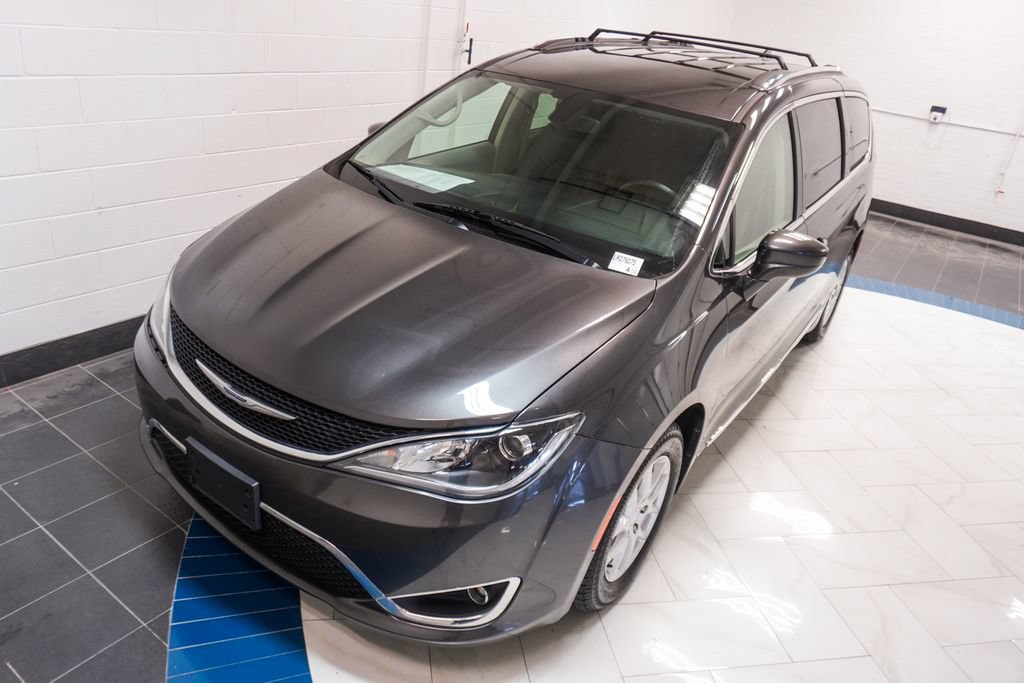Used 2020 Chrysler Pacifica Touring-L FWD image 35