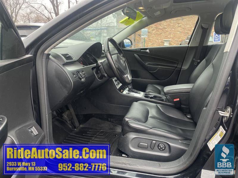 Used 2010 Volkswagen Passat Komfort FWD image 10