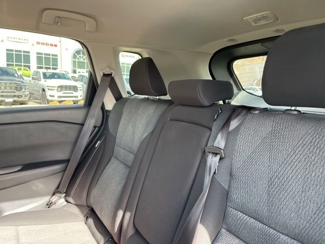 Used 2025 Nissan Rogue SV image 16