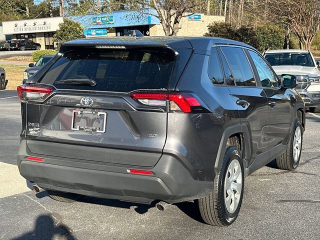 Used 2022 Toyota RAV4 LE image 3