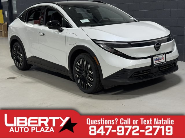 New 2026 Nissan Leaf Platinum+ w/ Cargo Package (Platinum+) FWD image 1