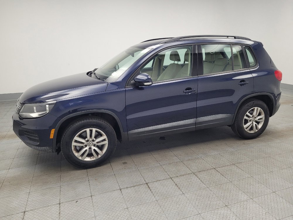 Used 2016 Volkswagen Tiguan S FWD image 2