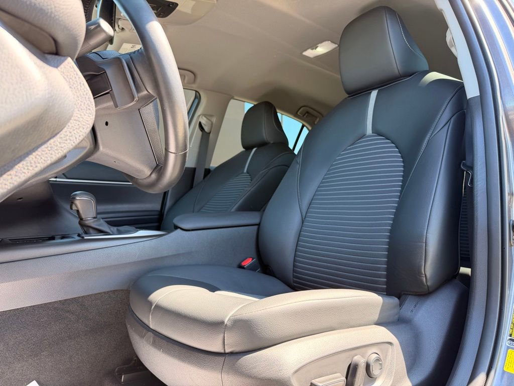 Used 2022 Toyota Camry SE w/ Convenience Package image 26