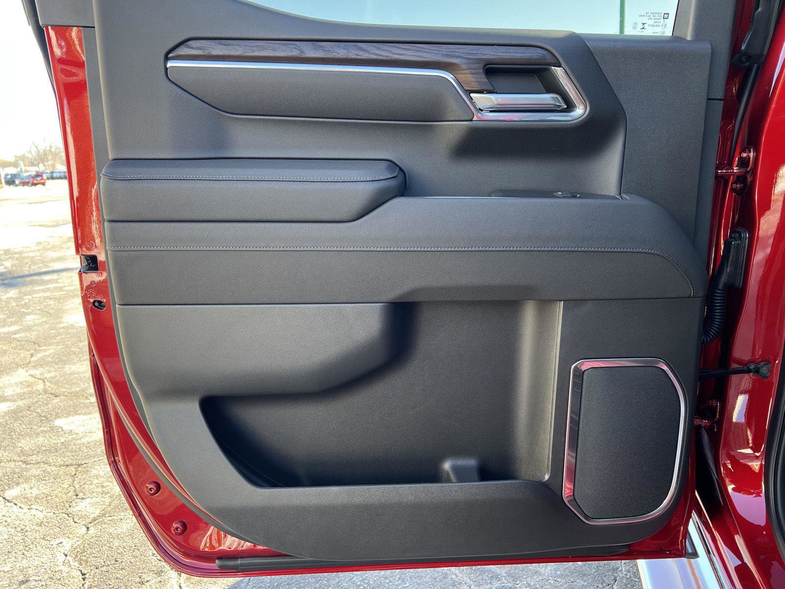 New 2026 GMC Sierra 1500 SLT w/ SLT Premium Plus Package image 20