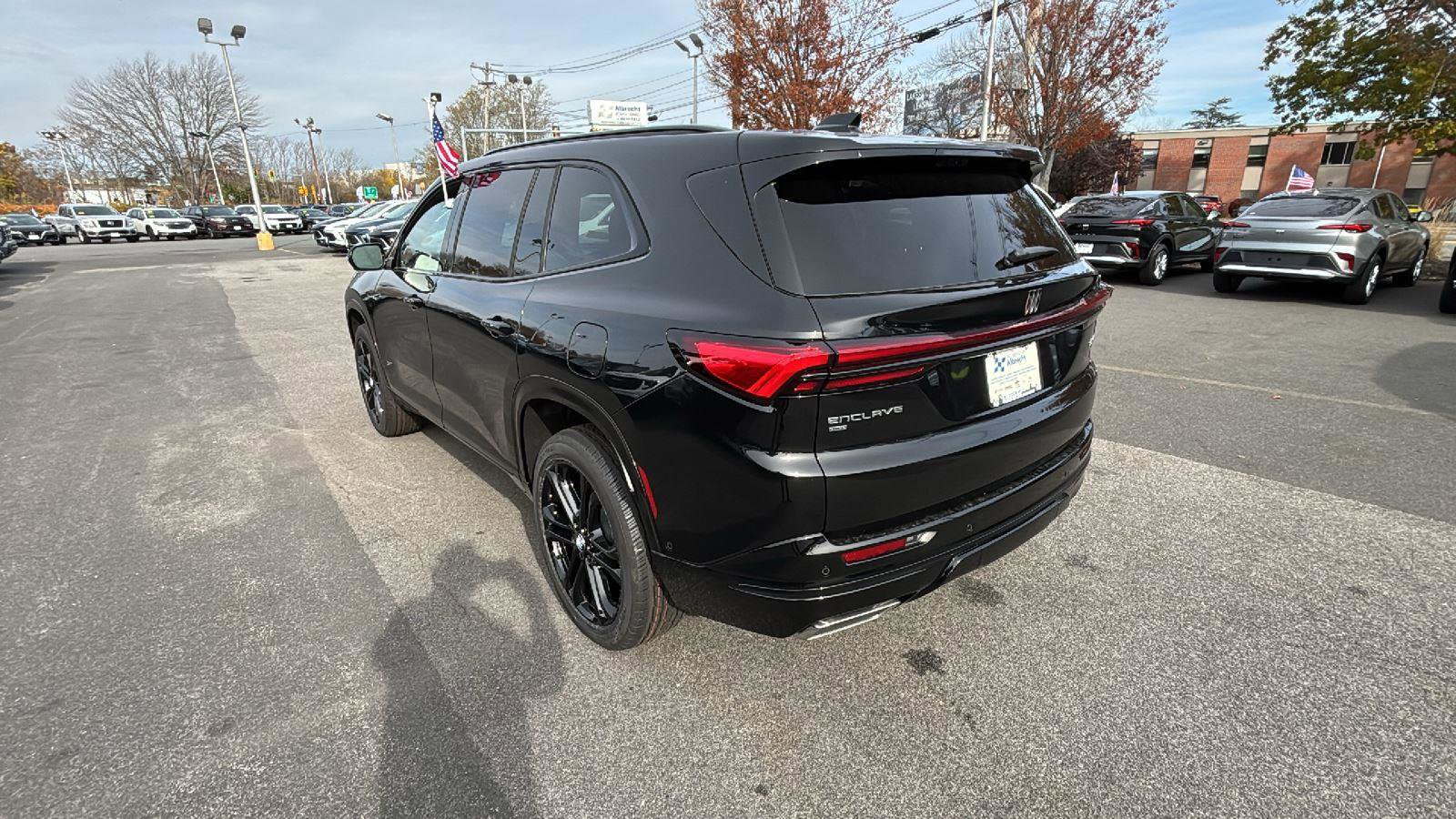 New 2026 Buick Enclave Sport Touring w/ Super Cruise Package image 5