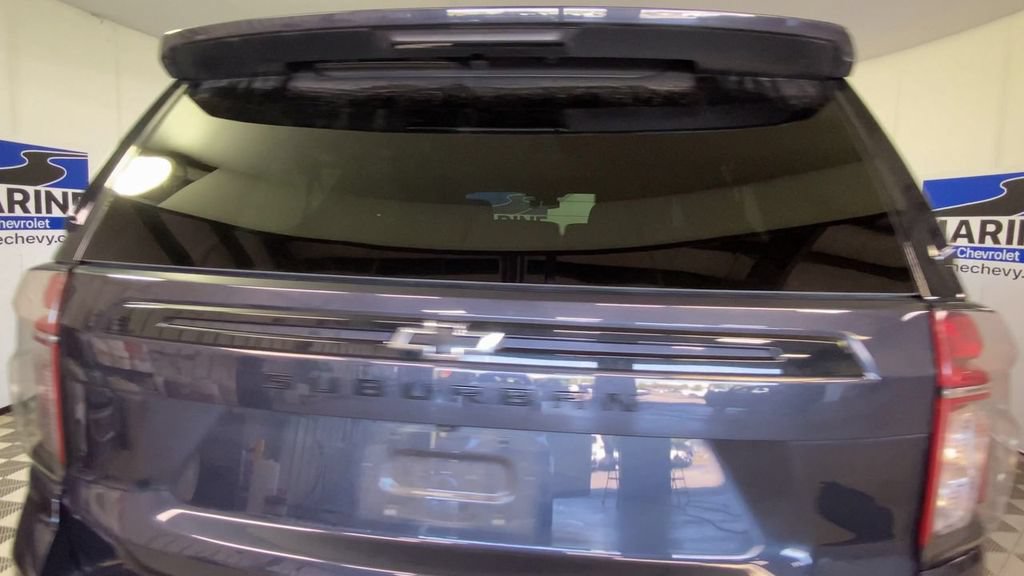 Used 2024 Chevrolet Suburban Z71 w/ Luxury Package AWD/4WD image 9