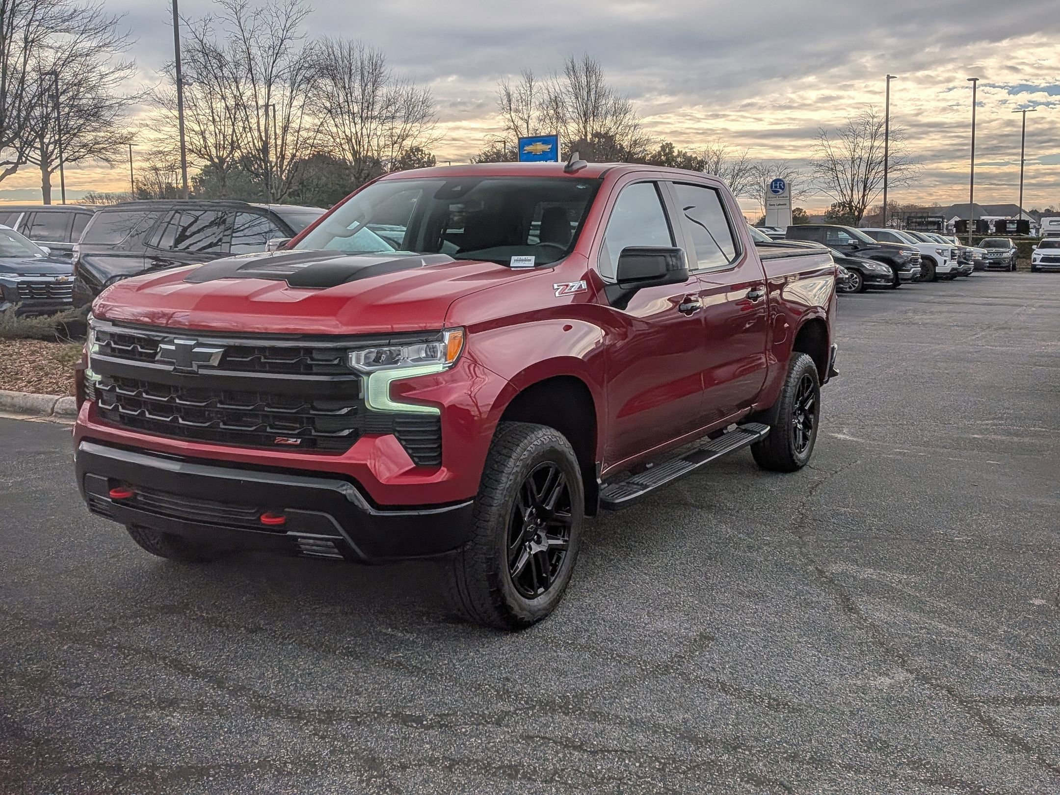 Used 2024 Chevrolet Silverado 1500 LT Trail Boss w/ Protection Package image 5