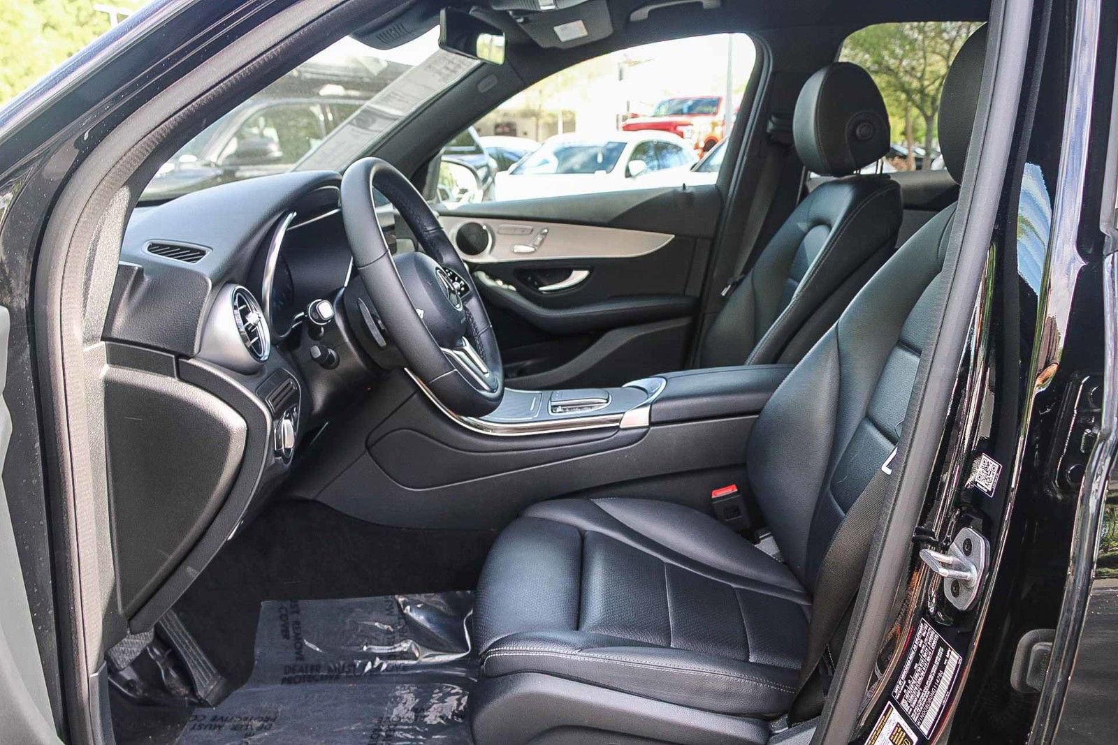 Used 2022 Mercedes-Benz GLC 300 image 18