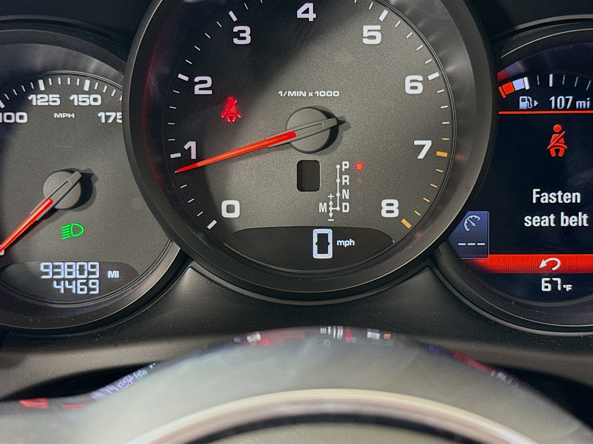 Used 2020 Porsche Macan Base image 13