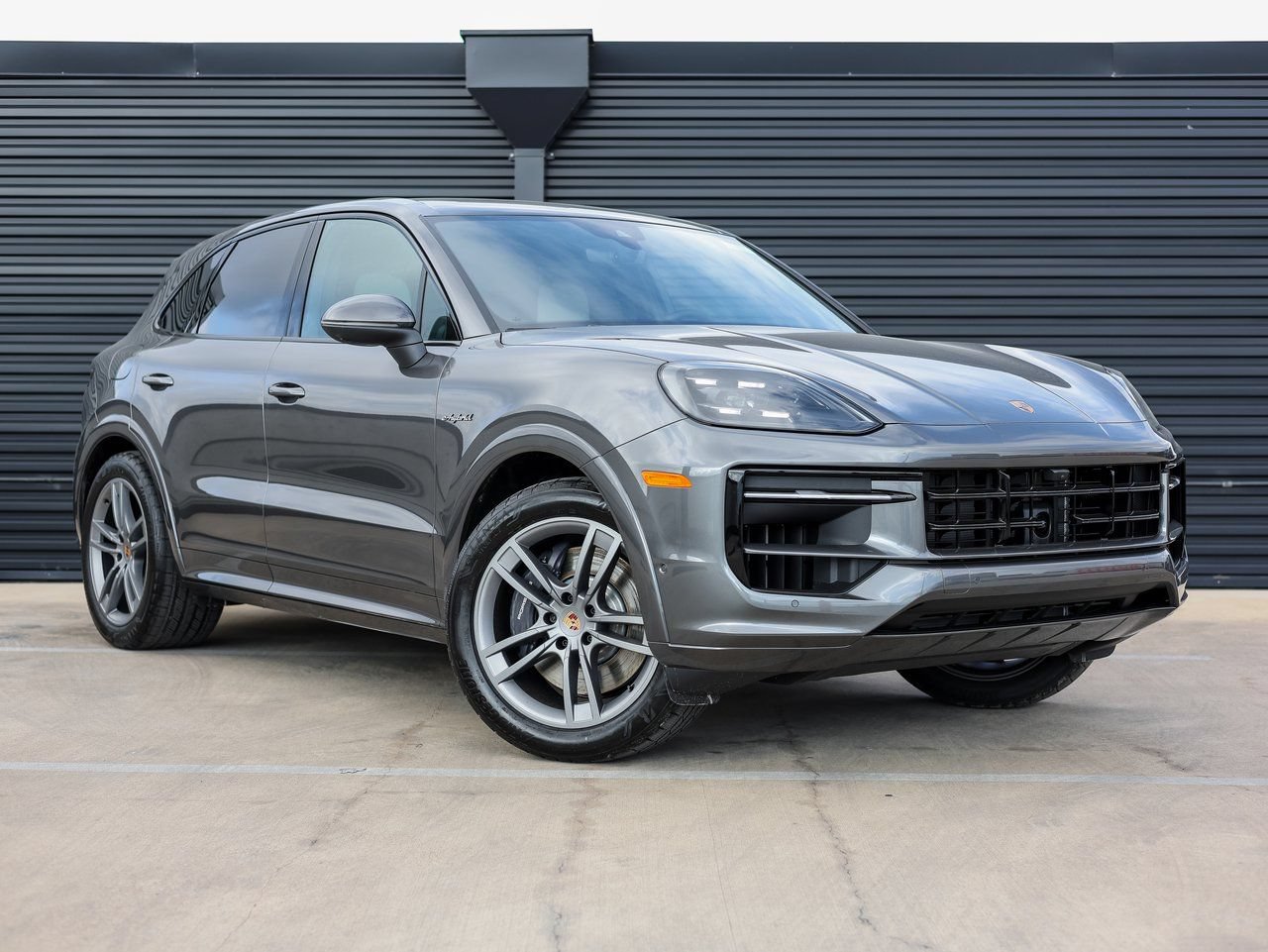 New 2026 Porsche Cayenne E-Hybrid AWD/4WD image 9