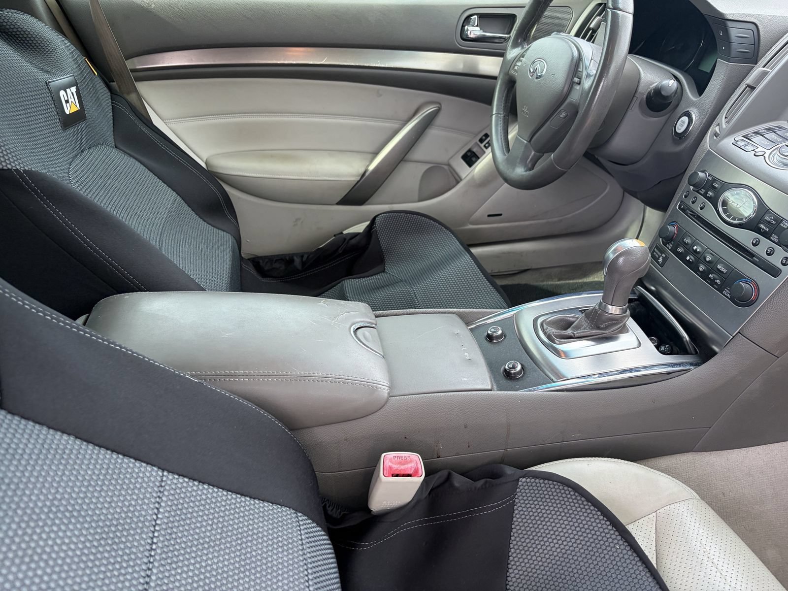 Used 2011 INFINITI G37 Journey w/ Premium Pkg RWD image 8