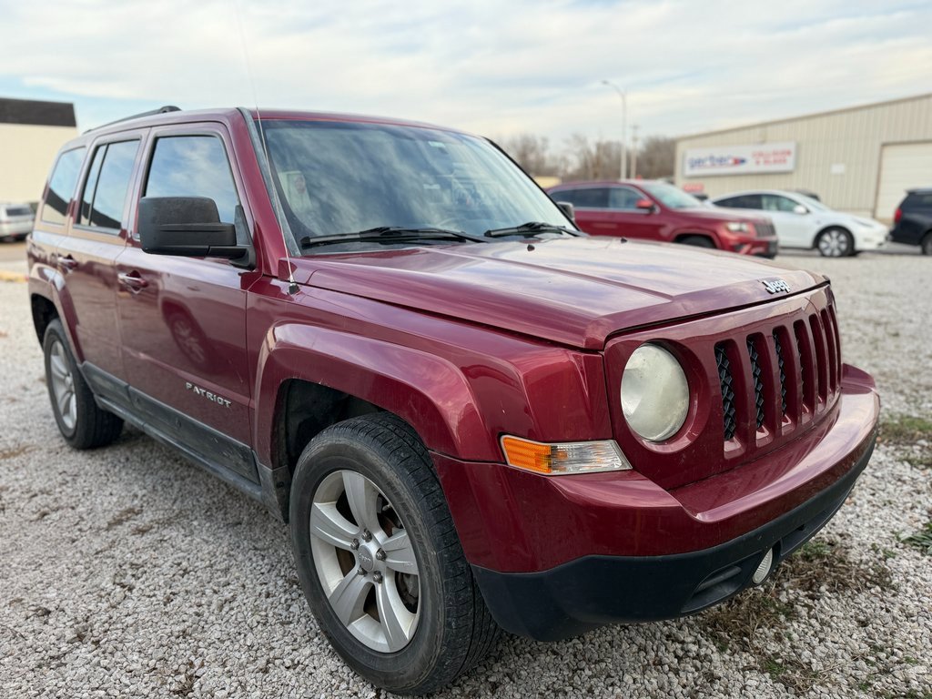 Used 2011 Jeep Patriot Latitude image 3
