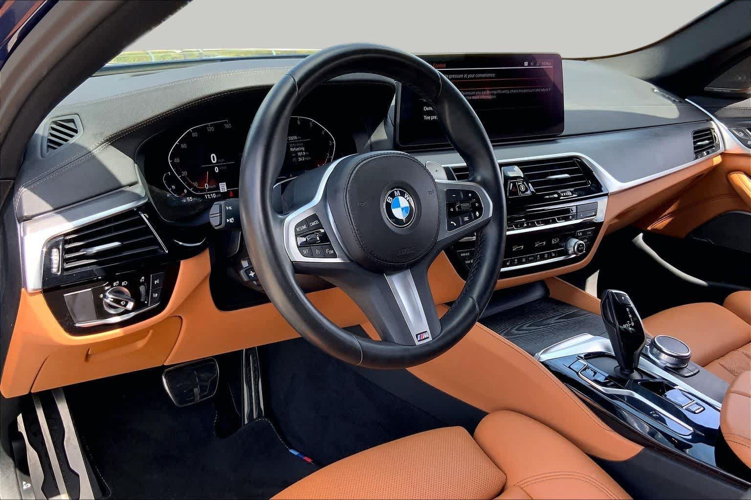 Used 2023 BMW 540i w/ M Sport Package RWD image 17