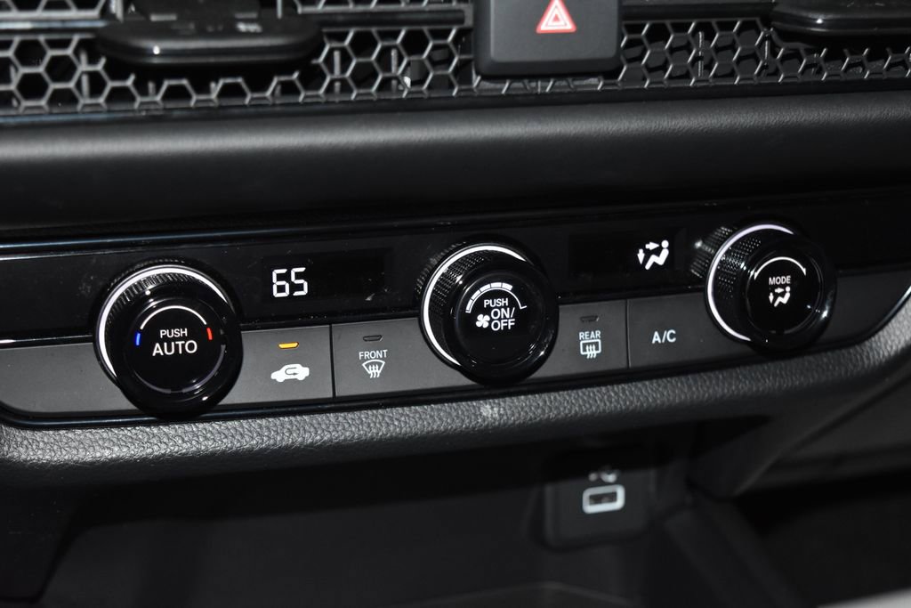 Used 2023 Honda HR-V LX image 13