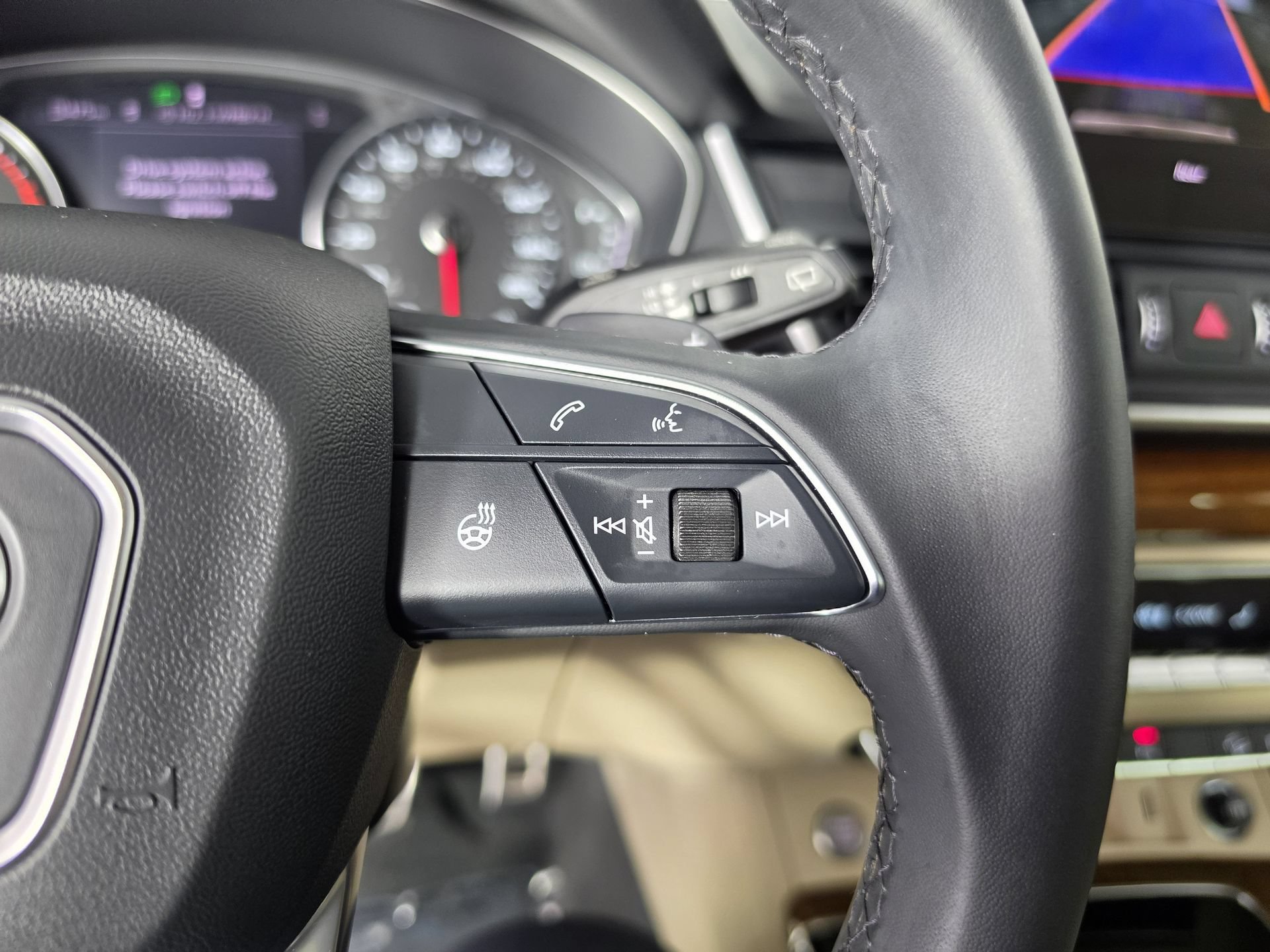 Used 2024 Audi Q5 Premium AWD/4WD image 10