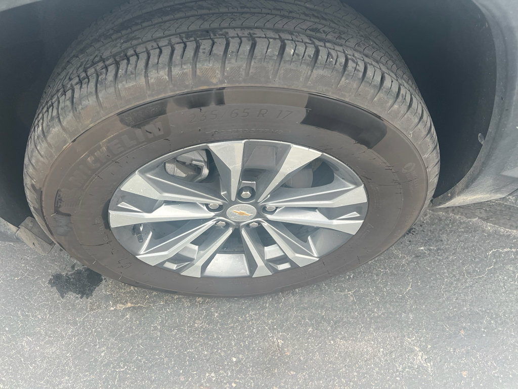 Used 2025 Chevrolet Equinox LT image 6