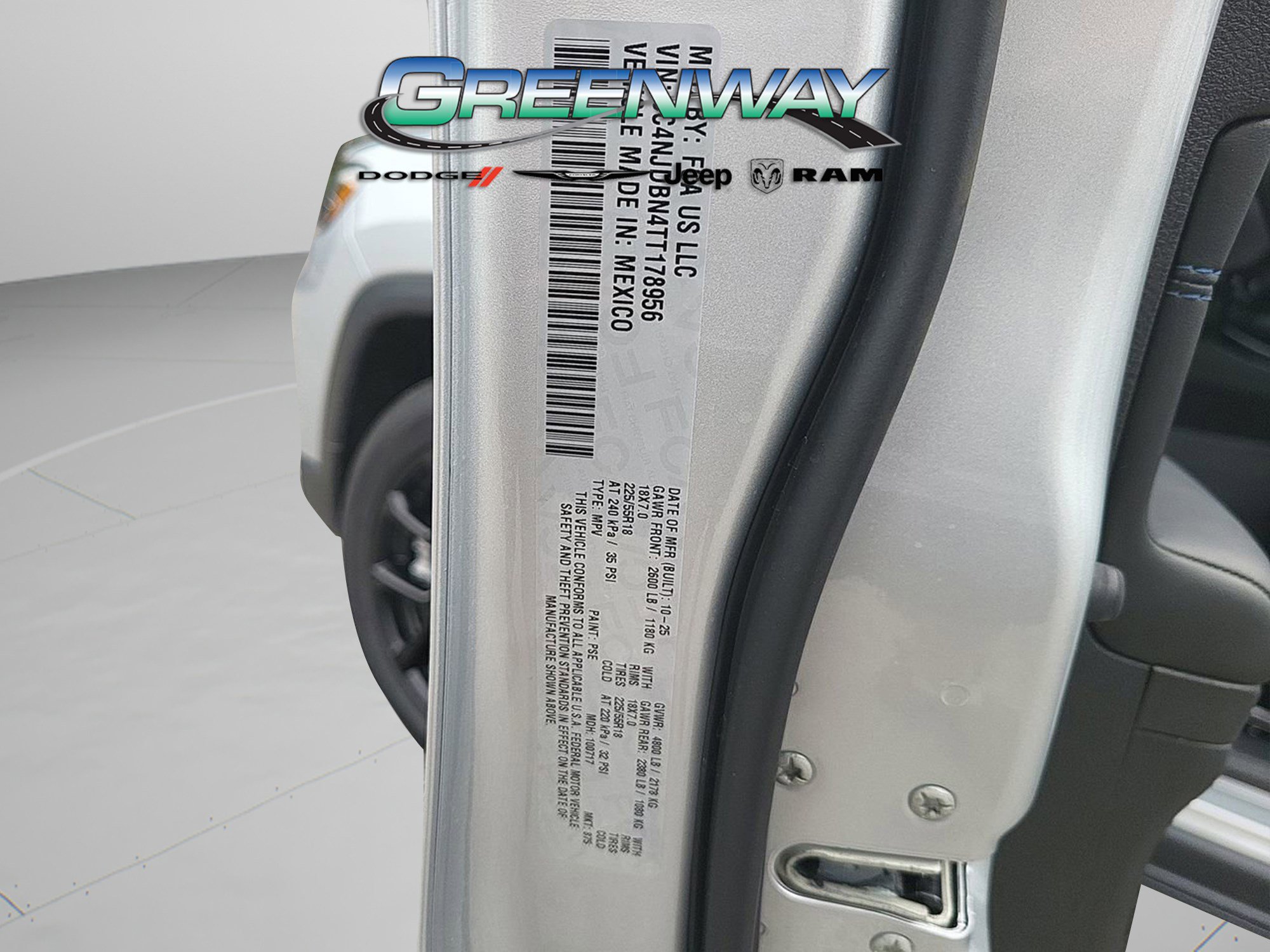 New 2026 Jeep Compass Latitude image 30