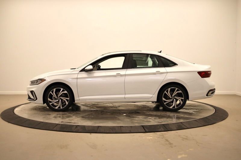 New 2026 Volkswagen Jetta SEL image 6