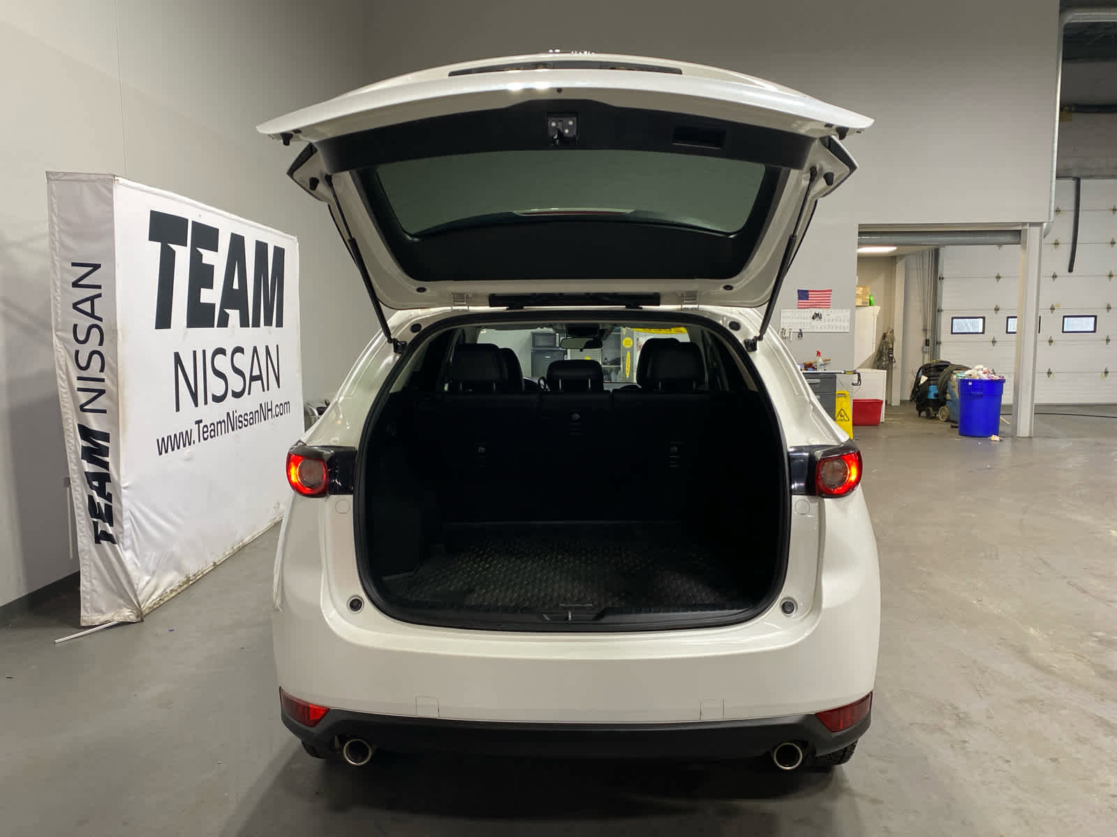 Used 2020 MAZDA CX-5 Touring image 6