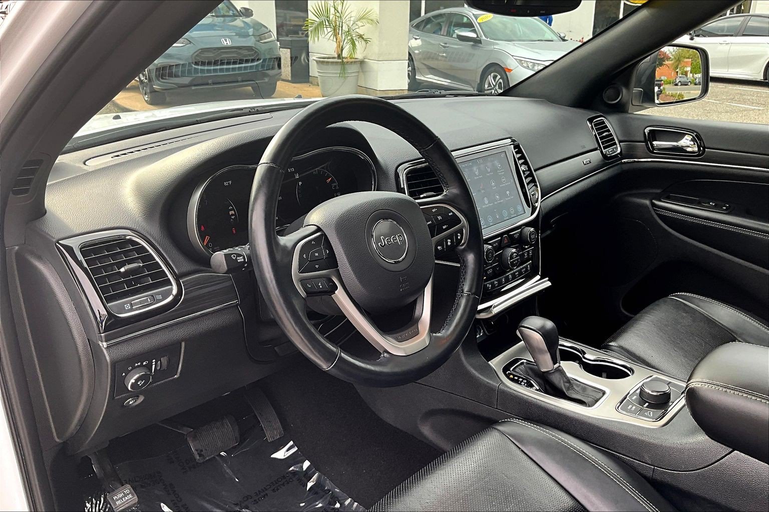 Used 2021 Jeep Grand Cherokee Limited w/ Quick Order Package 28K 80th AWD/4WD image 13