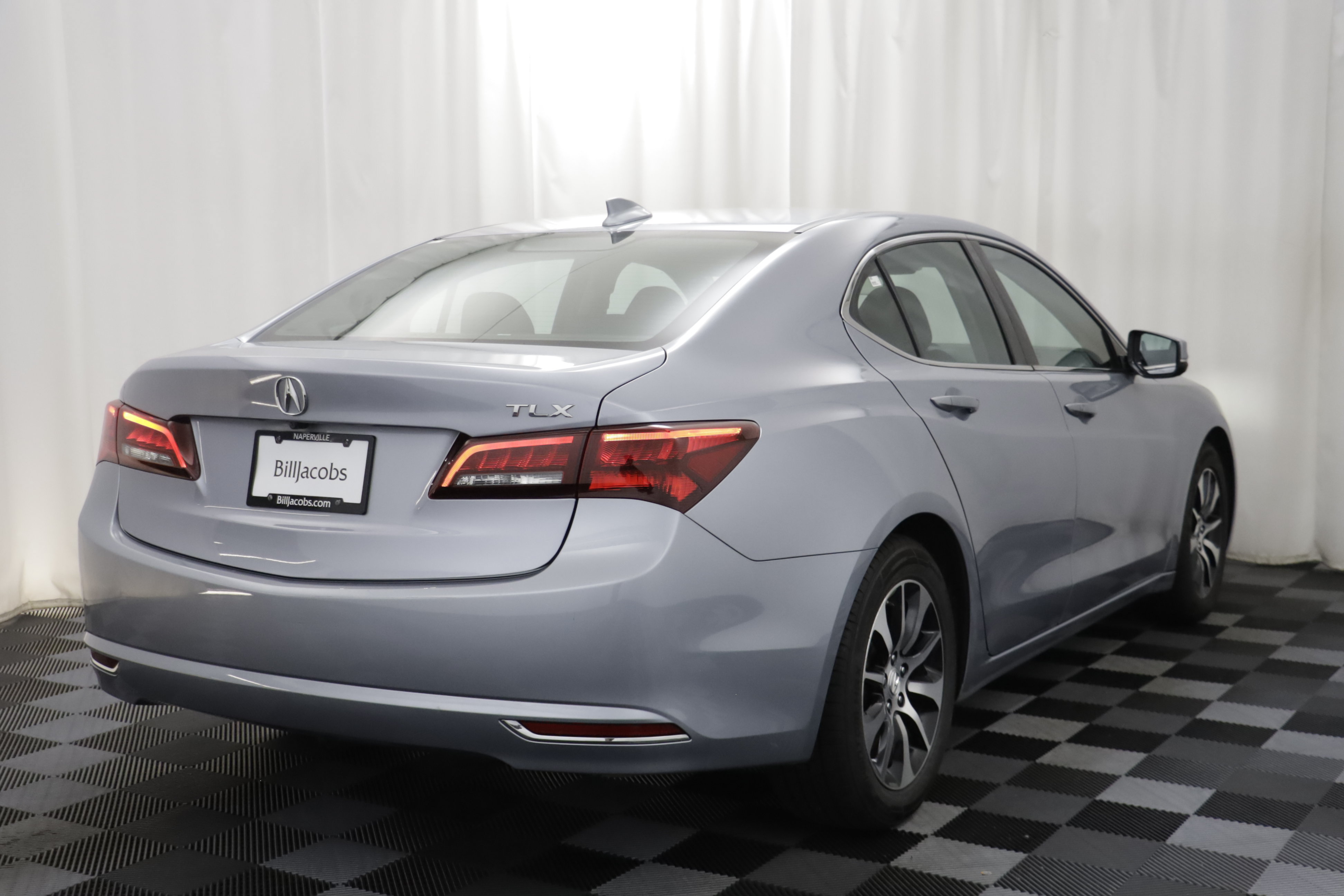 Used 2016 Acura TLX w/ Technology Package FWD image 11