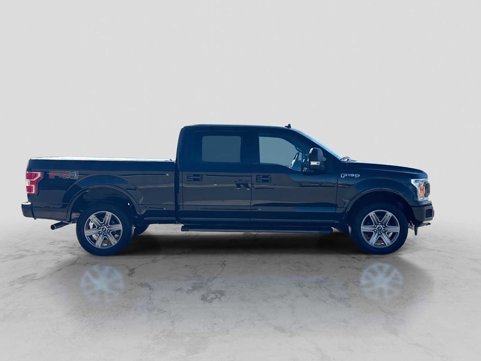 Used 2018 Ford F150 XLT w/ Equipment Group 302A Luxury AWD/4WD image 7