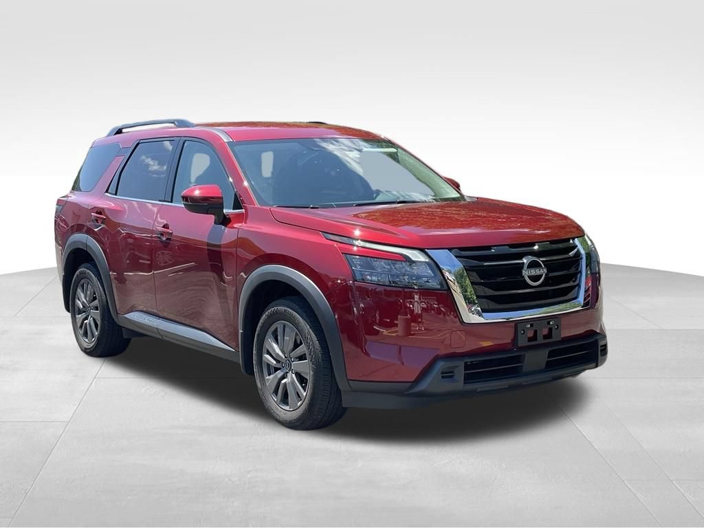 Certified 2024 Nissan Pathfinder SV w/ Lighting Package (N92) AWD/4WD image 3