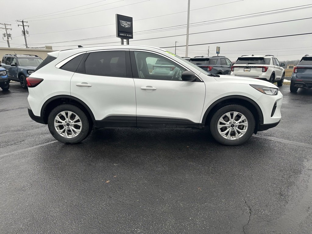 Used 2023 Ford Escape Active image 9