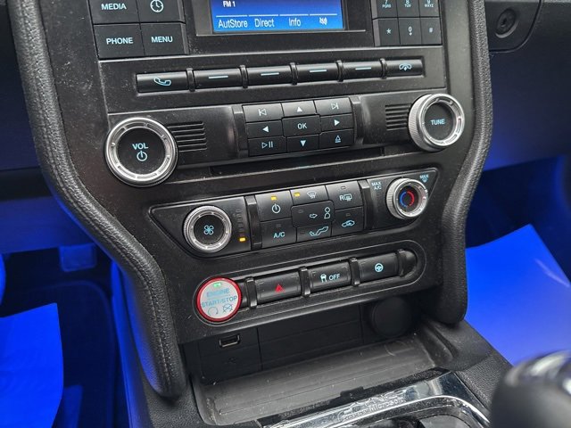 Used 2015 Ford Mustang GT image 31