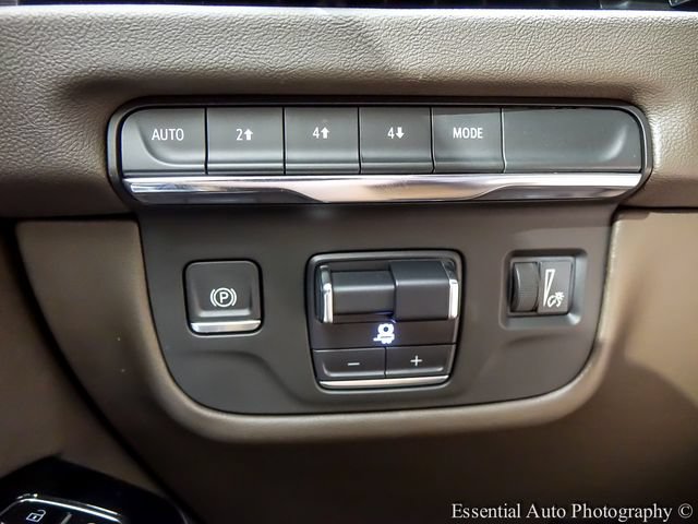 Certified 2025 Cadillac Escalade Premium Luxury w/ LPO, Floor Liner Package AWD/4WD image 22