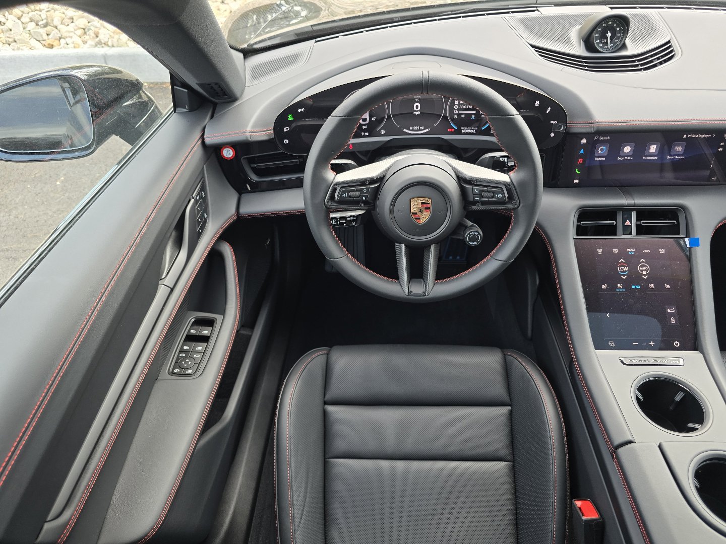 Used 2026 Porsche Taycan 4S image 39