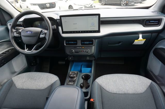 Certified 2025 Ford Maverick XLT w/ XLT Luxury Package AWD/4WD image 6