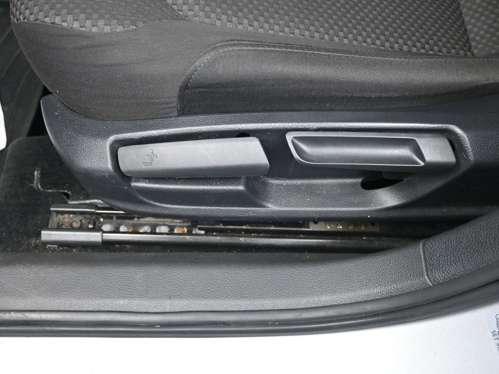 Used 2014 Volkswagen Passat 1.8T S image 12