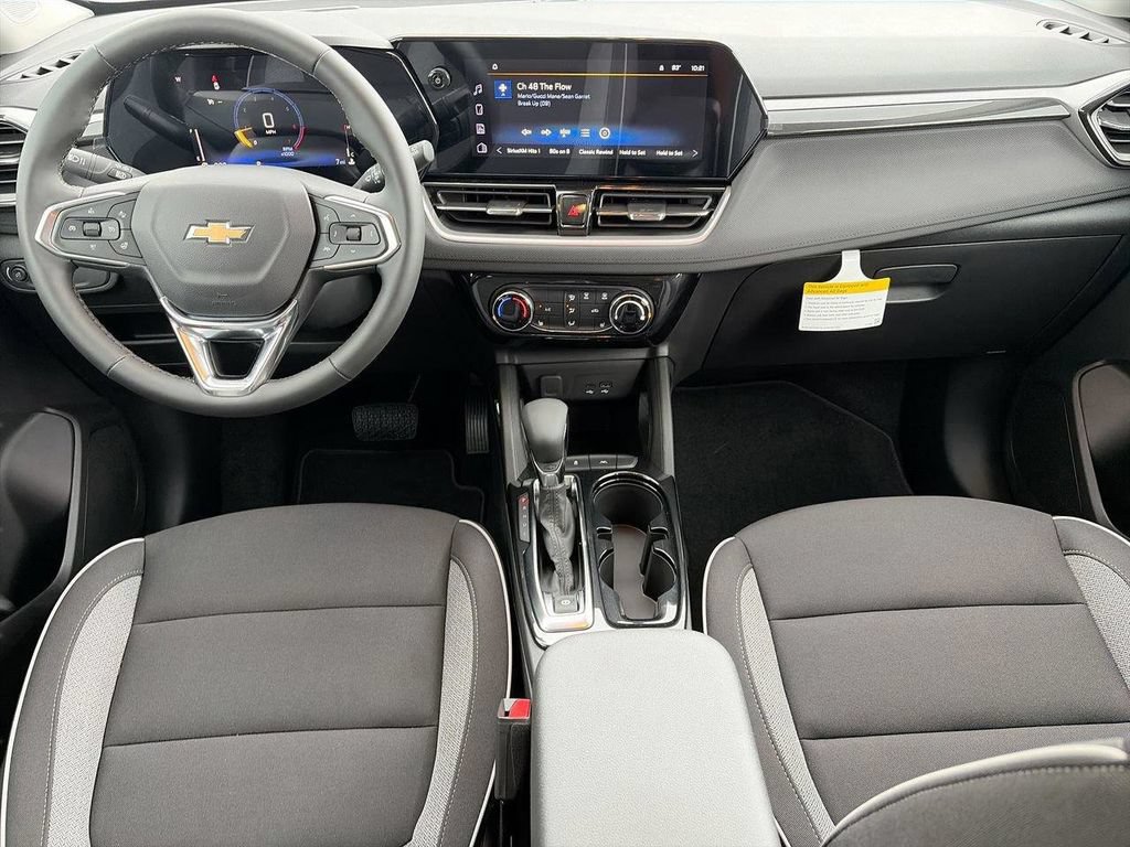 New 2026 Chevrolet TrailBlazer LT w/ LT Cold Weather Package FWD image 10