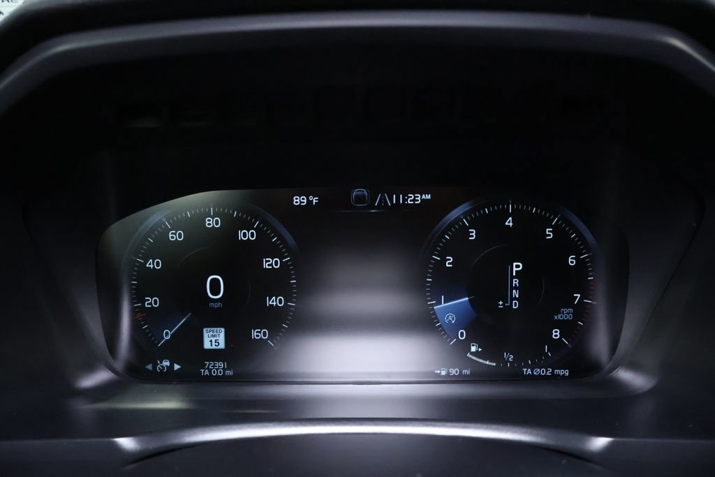 Used 2020 Volvo XC90 T6 Momentum image 24