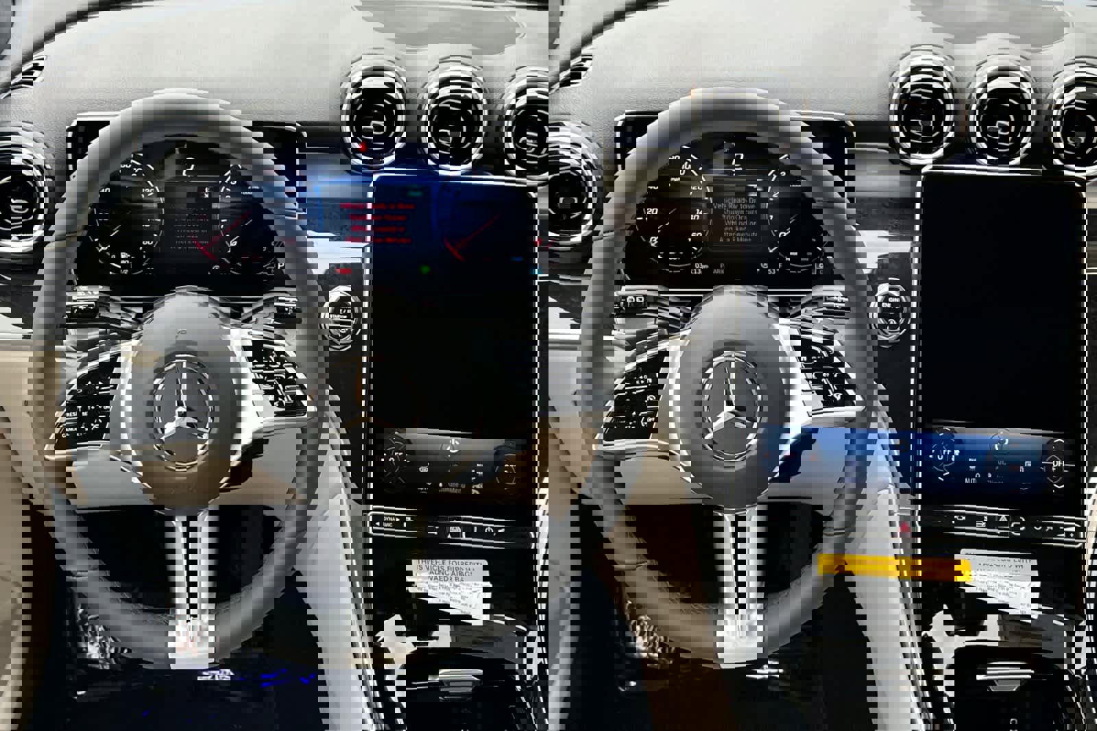 New 2026 Mercedes-Benz GLC 300 4MATIC image 13