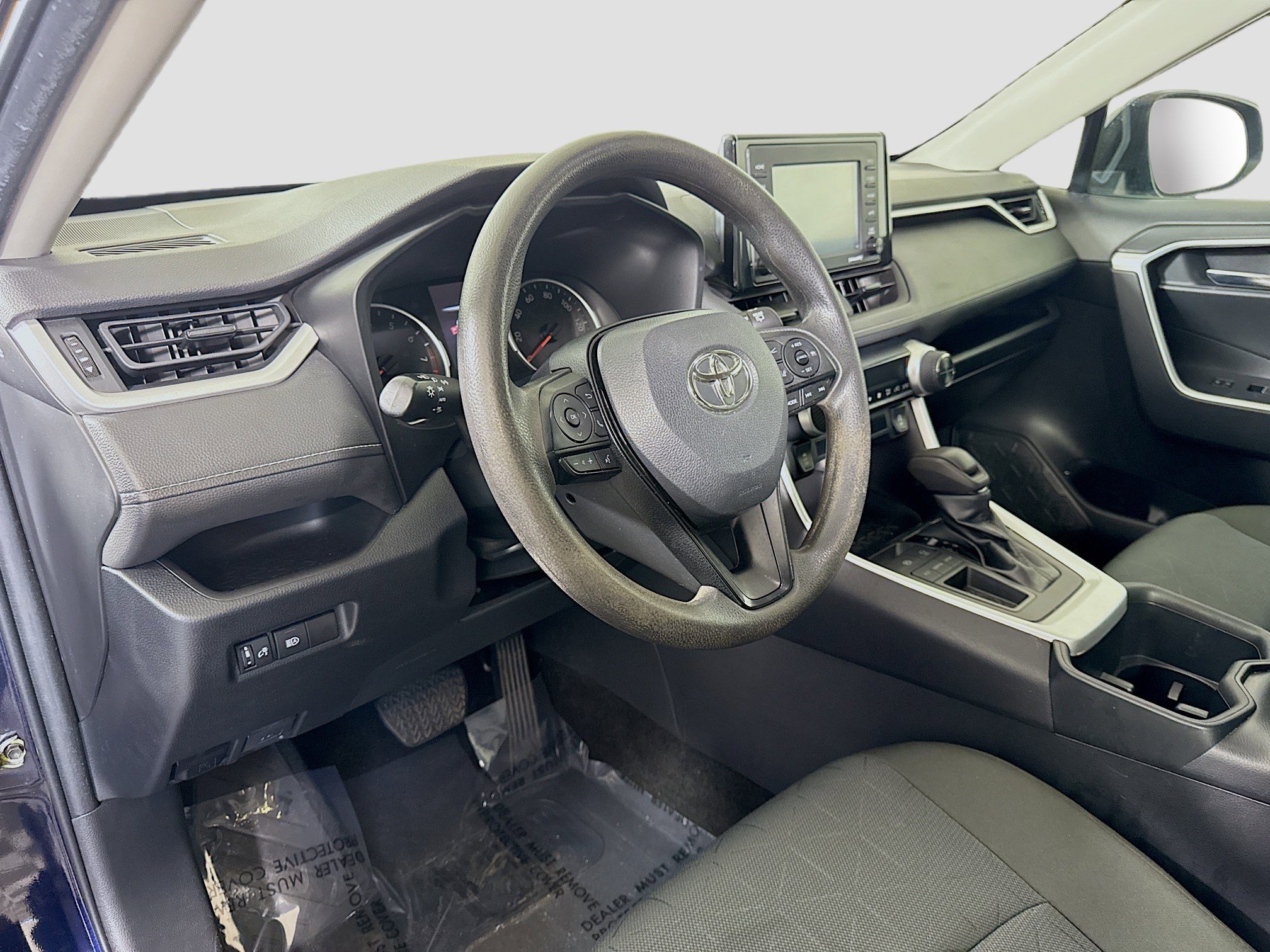 Used 2022 Toyota RAV4 XLE image 23