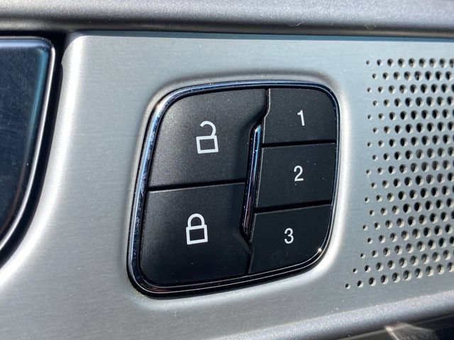 Used 2021 Ford Explorer ST w/ Equipment Group 401A AWD/4WD image 35