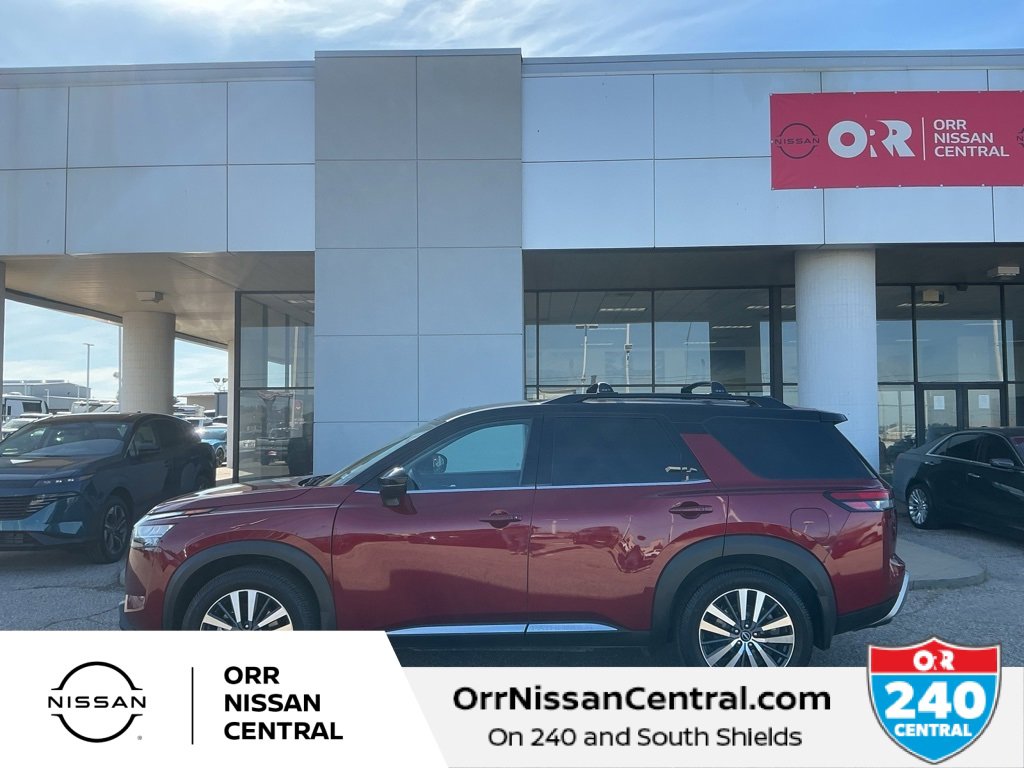 Used 2022 Nissan Pathfinder Platinum w/ Cargo Package image 8