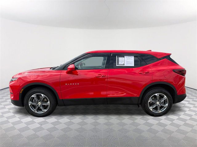 Used 2023 Chevrolet Blazer LT w/ Driver Confidence Package image 8