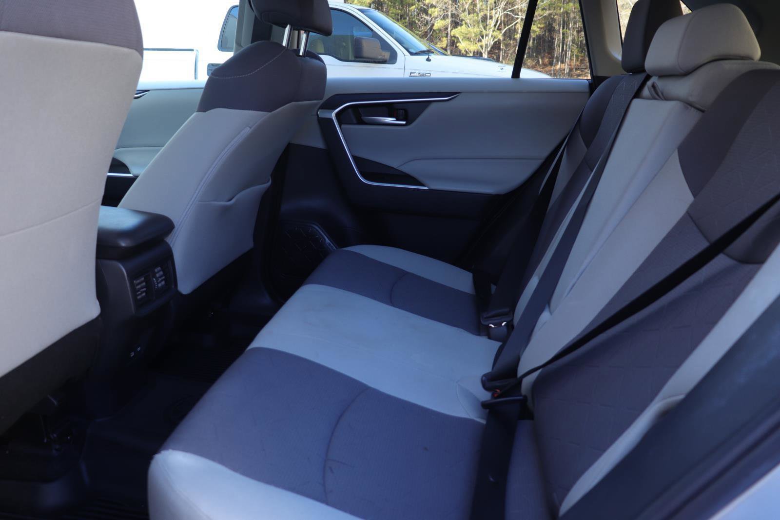 Used 2023 Toyota RAV4 XLE w/ Convenience Package image 13