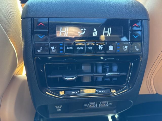 Used 2024 Jeep Grand Cherokee Summit image 22