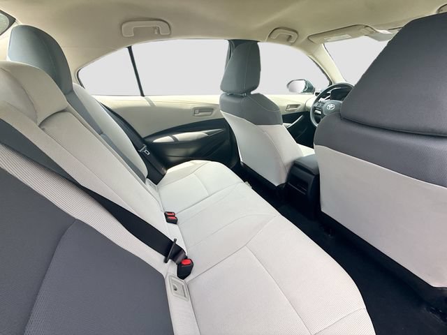 Used 2022 Toyota Corolla LE FWD image 25