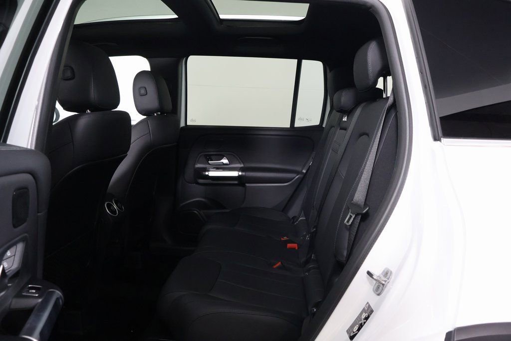 New 2026 Mercedes-Benz GLB 250 image 6