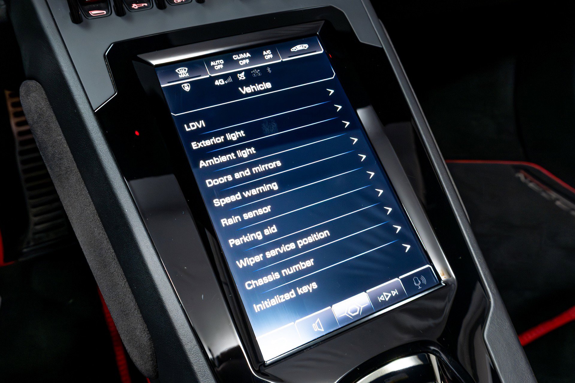 Used 2020 Lamborghini Huracan EVO image 73