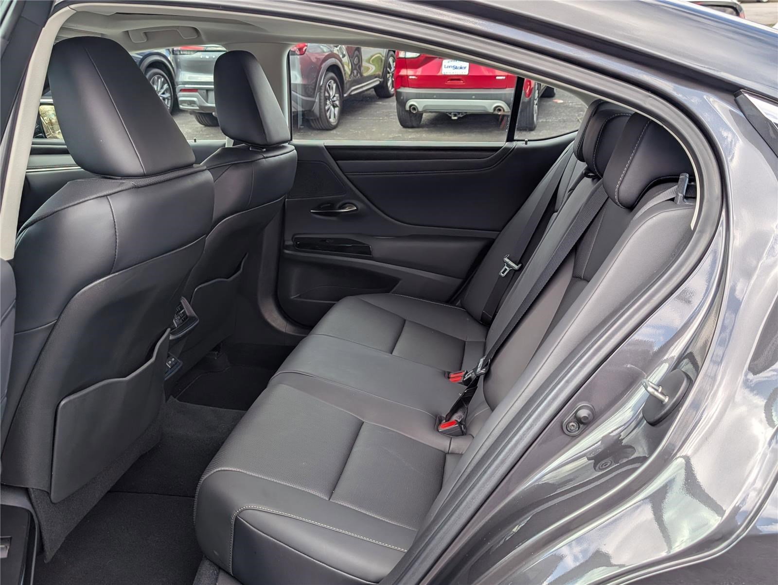 Certified 2025 Lexus ES 350 w/ Premium Package image 15